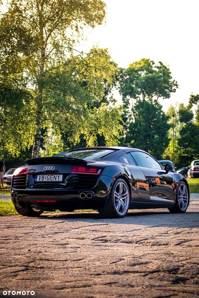 Audi R8 Coupé - 10