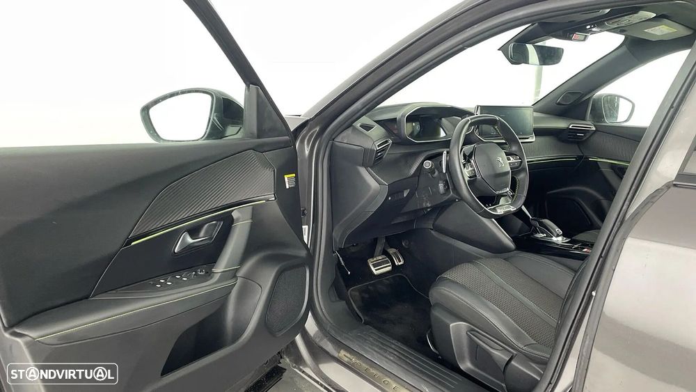 Peugeot 2008 1.2 PureTech GT Pack EAT8 - 21