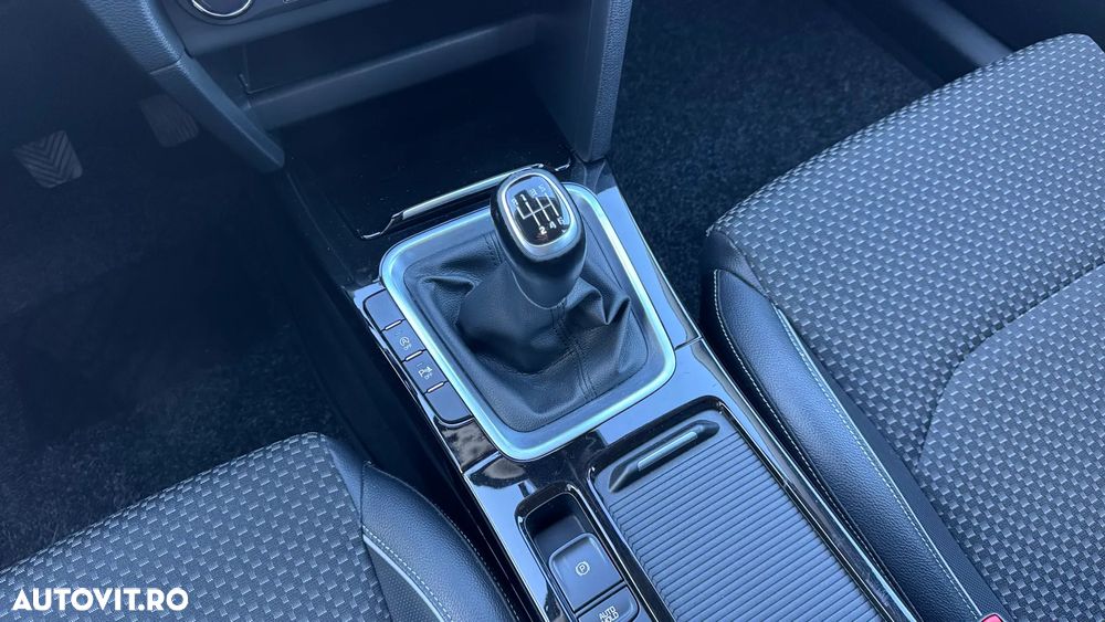 Kia XCeed 1.6 CRDi LAUNCH EDITION - 12