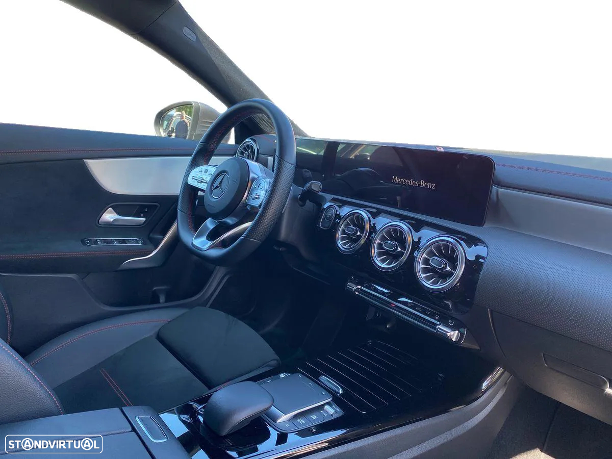 Mercedes-Benz CLA 250 e AMG Line - 14