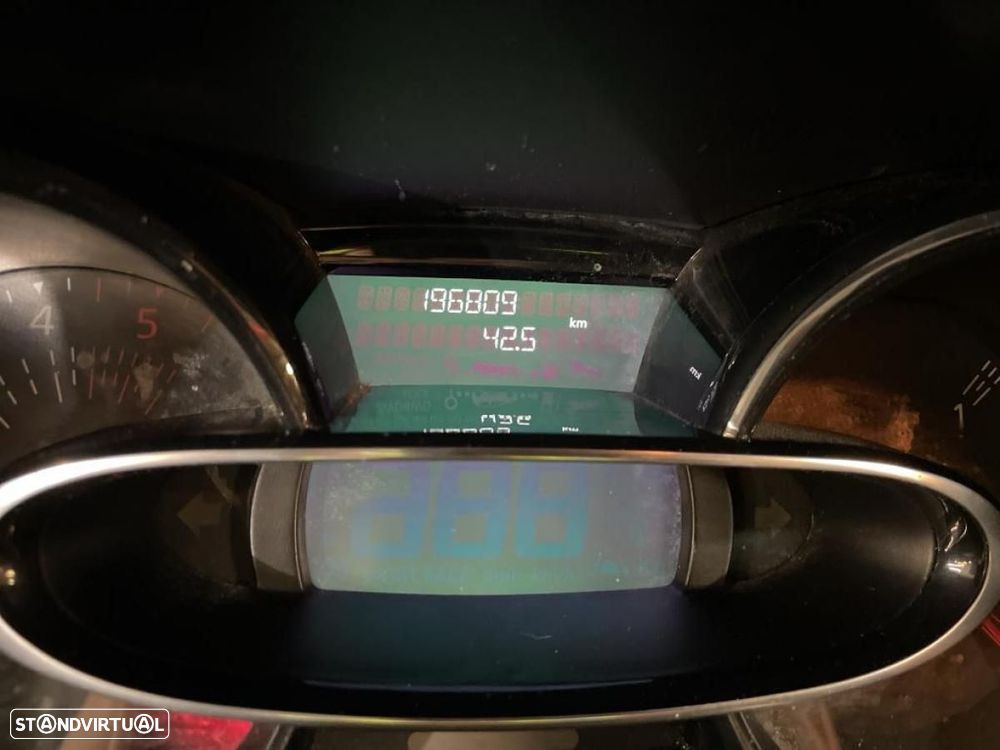 Renault Clio 1.5 dCi Zen - 6