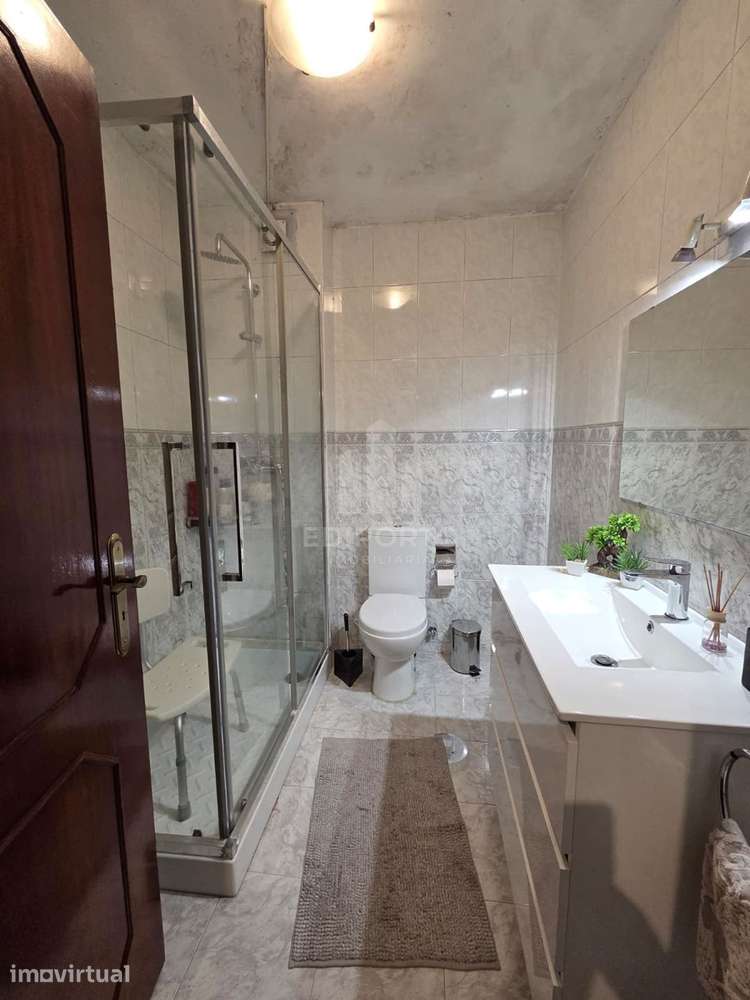 APARTAMENTO T2  - Excelente localização em Gondomar - RESERVADO - Grande imagem: 2/13