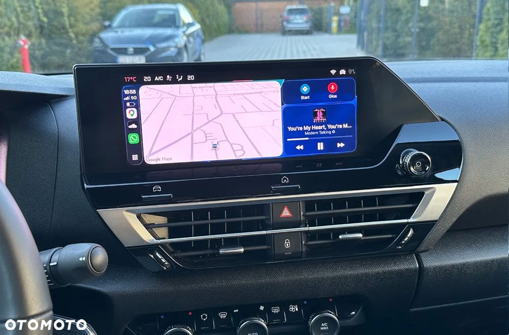 Citroën C4 BlueHDi 130 Stop&Start EAT8 SHINE - 23