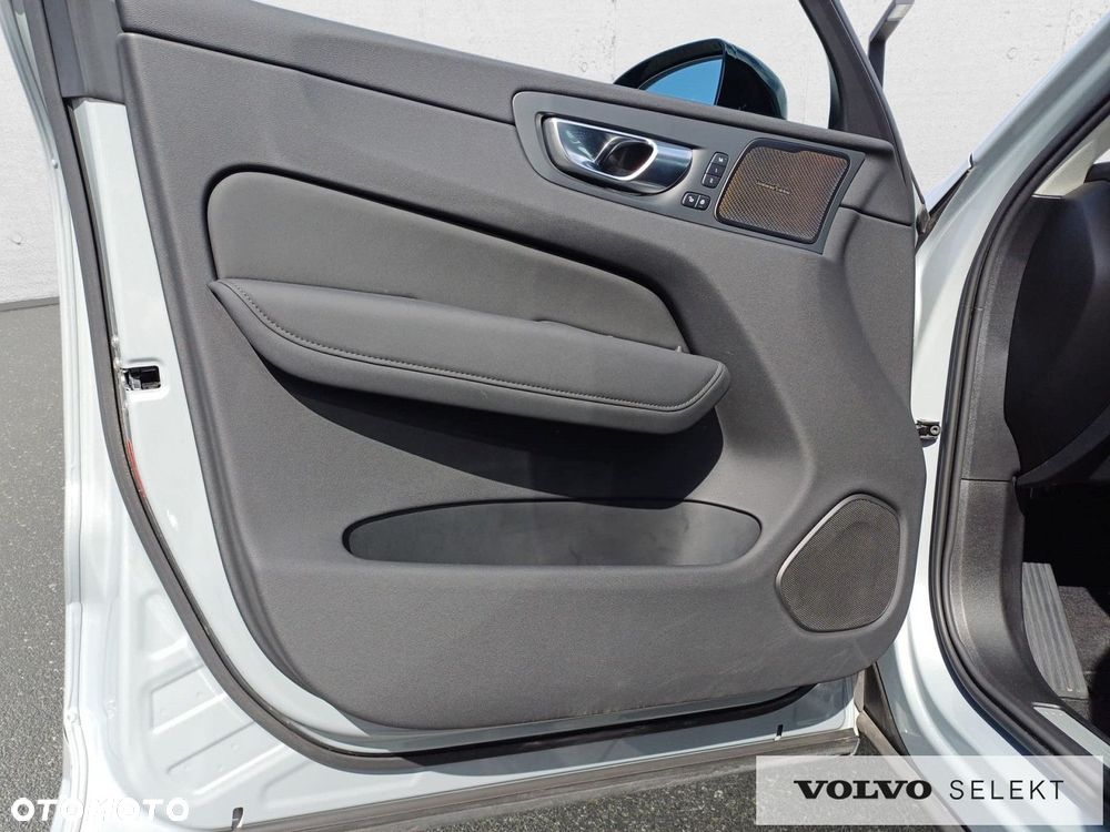 Volvo XC 60 - 12