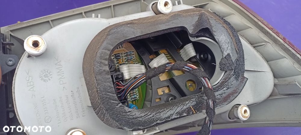 VW PHAETON LAMPA TYLNA W BŁOTNIK IDEALNA LEDY SPRAWNE - 18