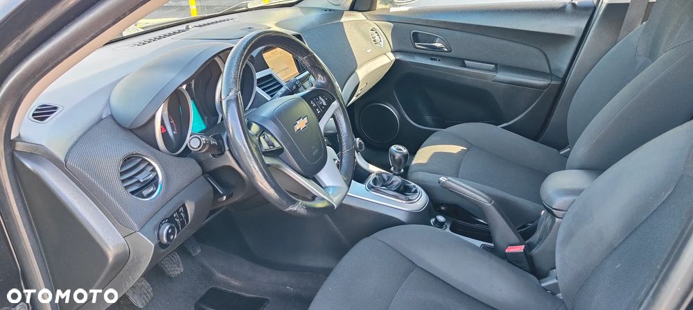 Chevrolet Cruze 1.4 T LT+ - 33