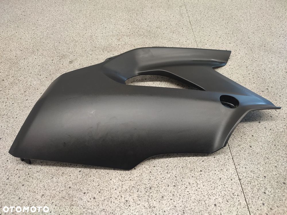 Owiewka, osłona, bok, boczek, pług Yamaha R125 R 125 YZF-R125 - 2