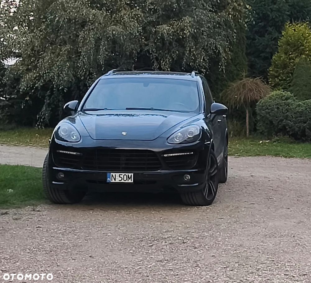 Porsche Cayenne - 2