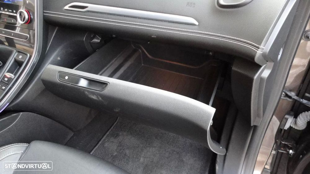 Renault Grand Scénic 1.6 dCi Bose Edition SS - 30