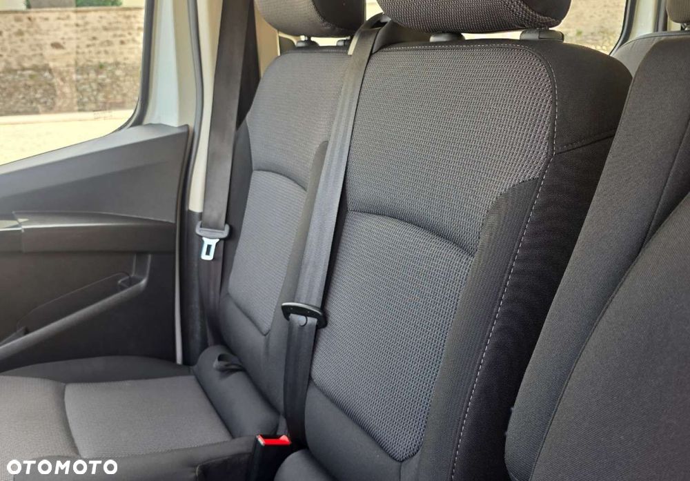 Renault Trafic - 21