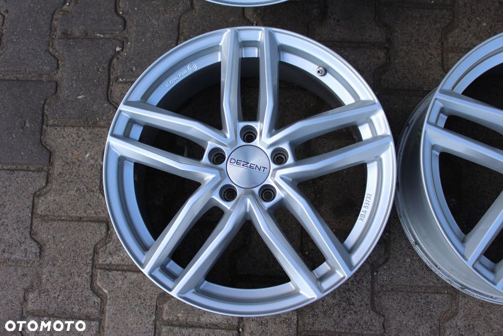 DEZENT 18cali 5x112 ET43 8J BMW AUDI SKODA SEAT VW - 5