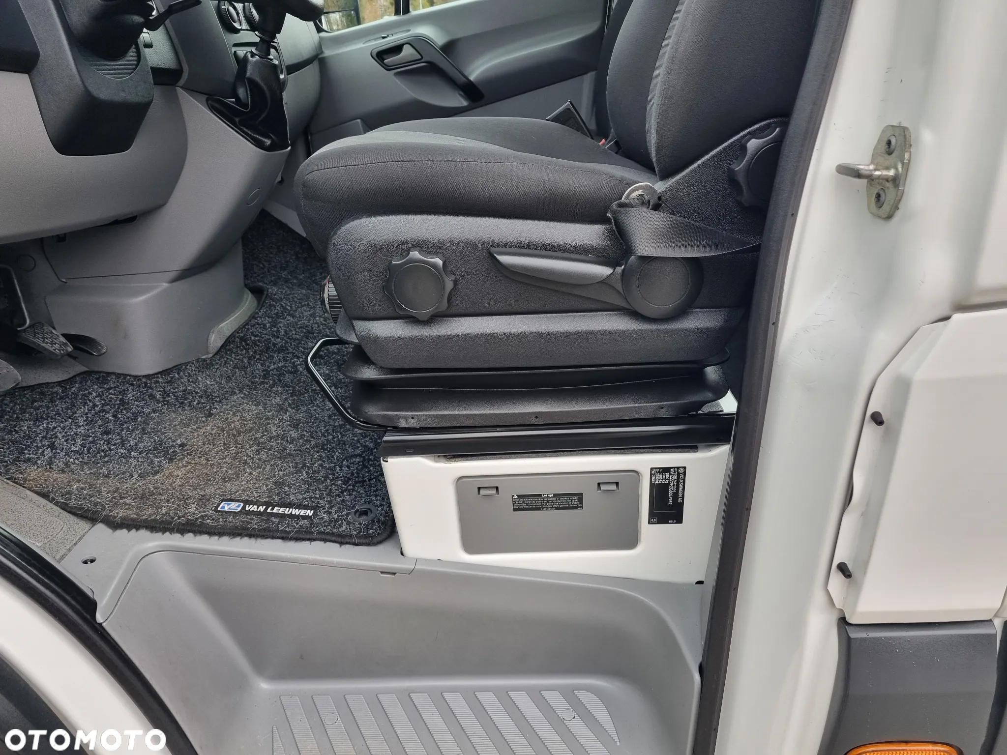 Volkswagen Crafter - 17