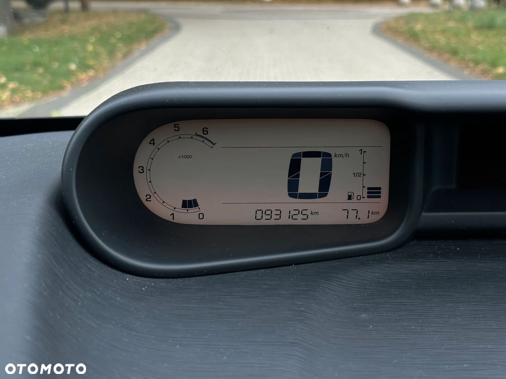 Citroën C3 Picasso 1.4i Exclusive - 13