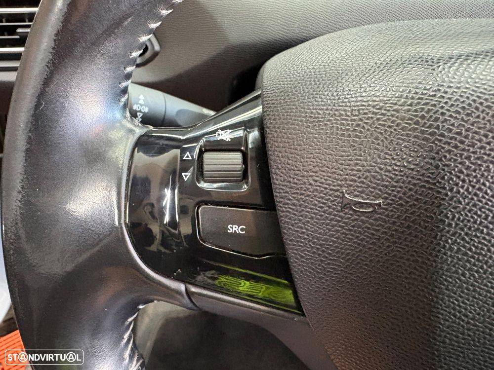 Peugeot 308 SW BlueHDi 120 Stop & Start Active - 40