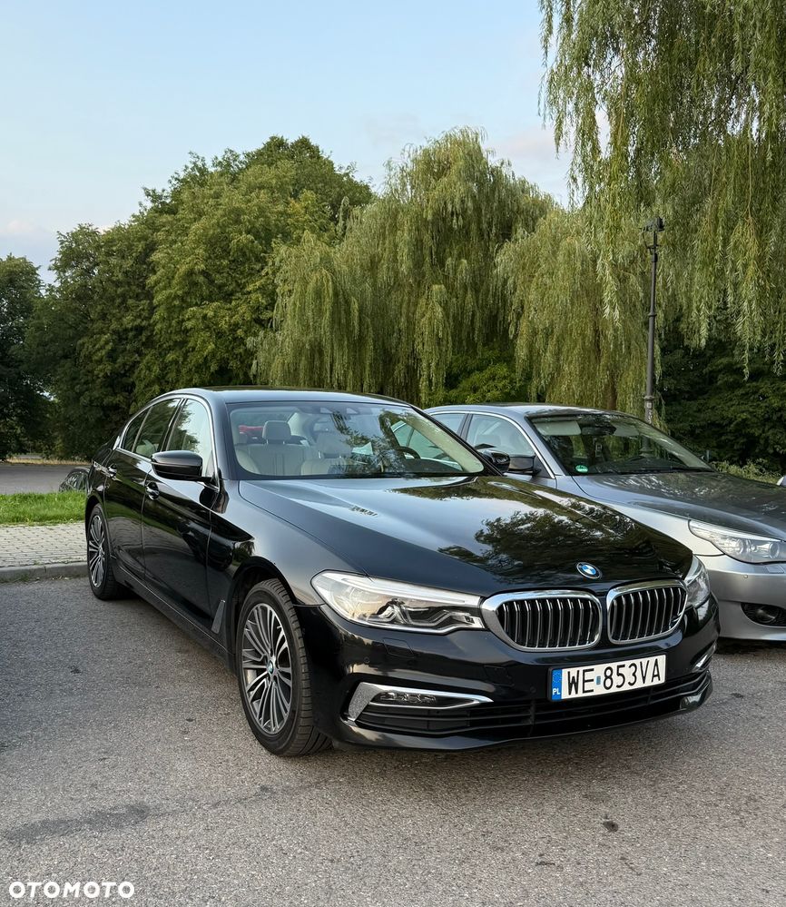 BMW Seria 5 520d xDrive Luxury Line sport - 3