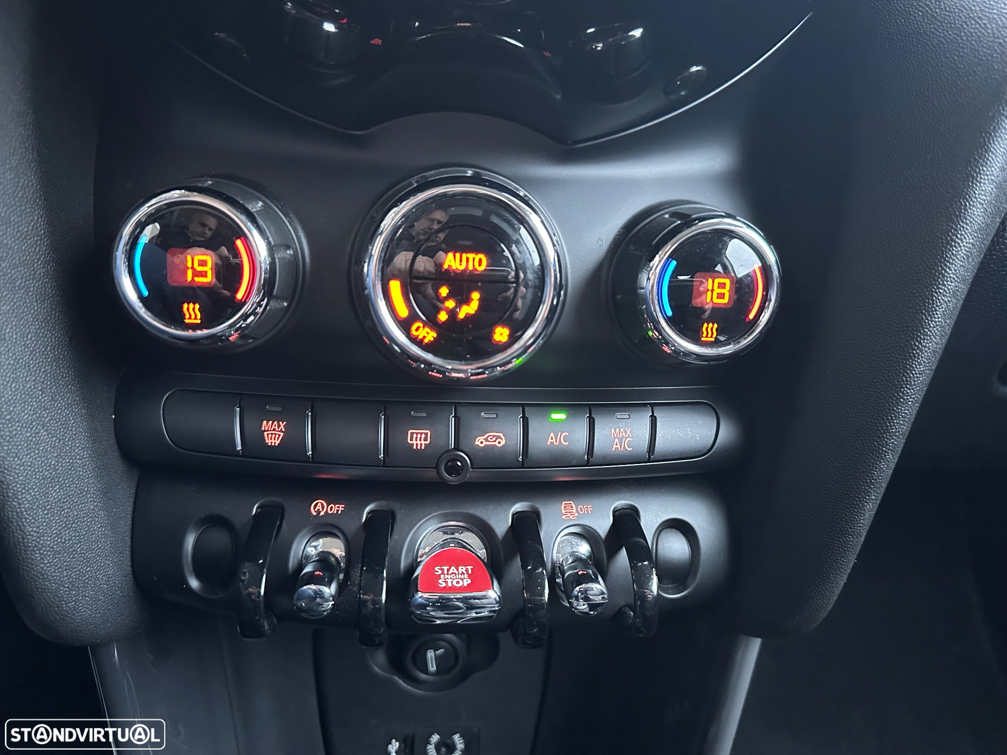 MINI 3 Portas One D - 27