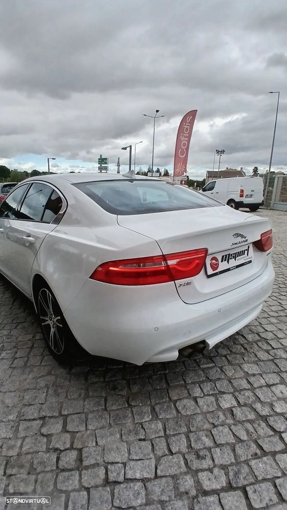 Jaguar XE 2.0 D Prestige Aut. - 6
