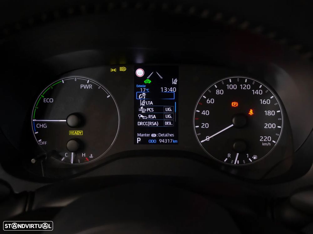 Toyota Yaris 1.5 HDF Comfort Plus - 24