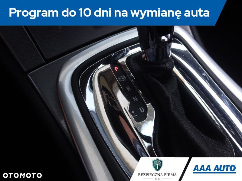 Opel Insignia - 19