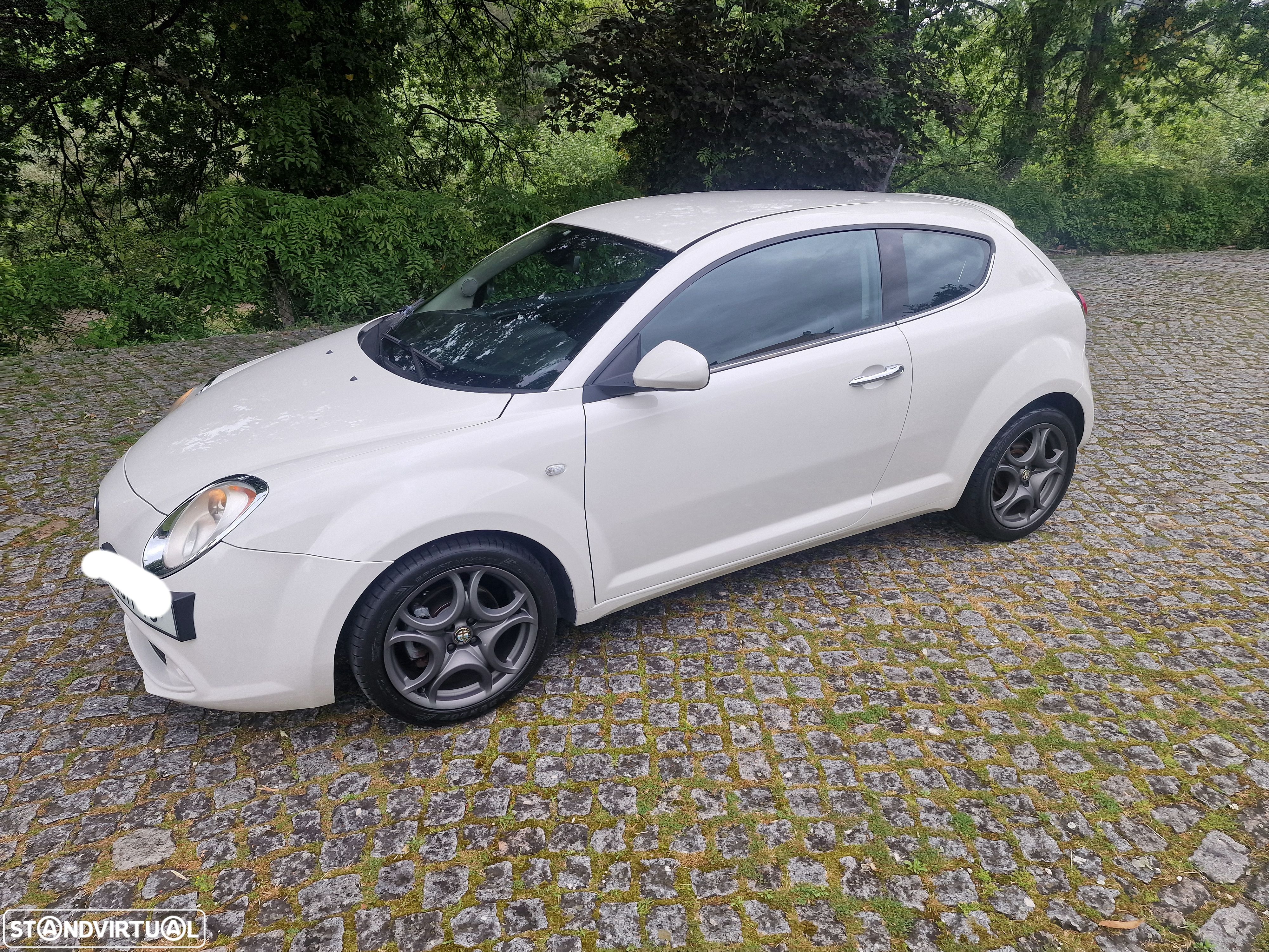 Alfa Romeo MiTo 1.3 JTD Distinctive - 1