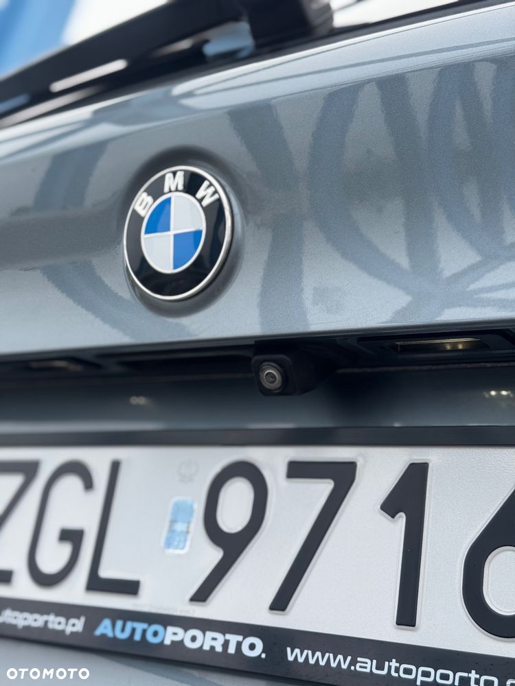 BMW Seria 5 530d xDrive Touring - 16