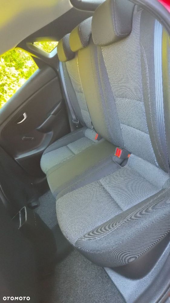 Hyundai i30 1.4 Classic + - 18