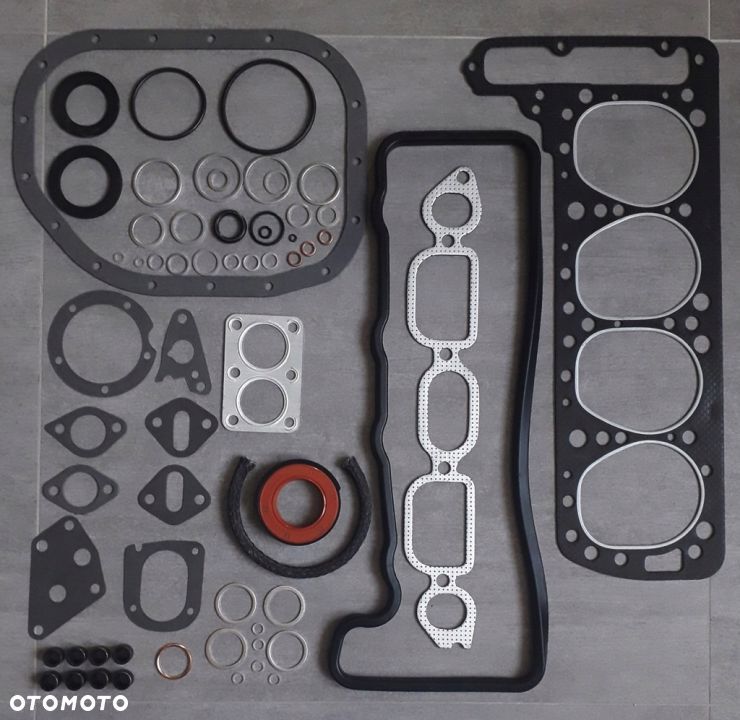 USZCZELKI SILNIKA USZCZELKA MERCEDES W115 W123 114 - 1