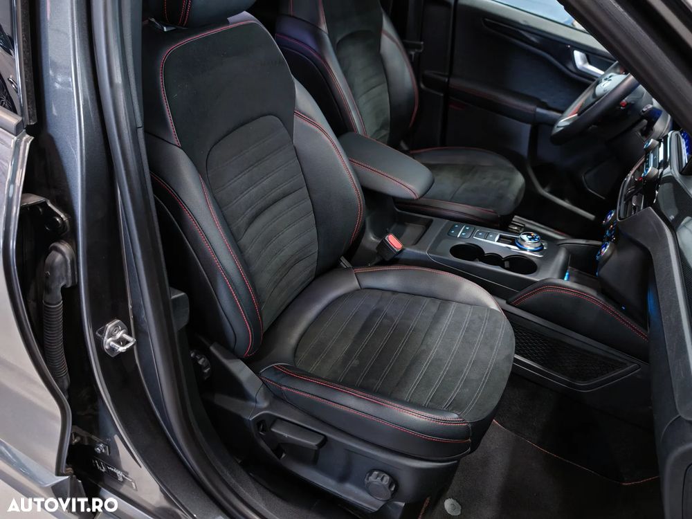 Ford Kuga 1.5 TDCi 2x4 Aut. ST-Line - 9