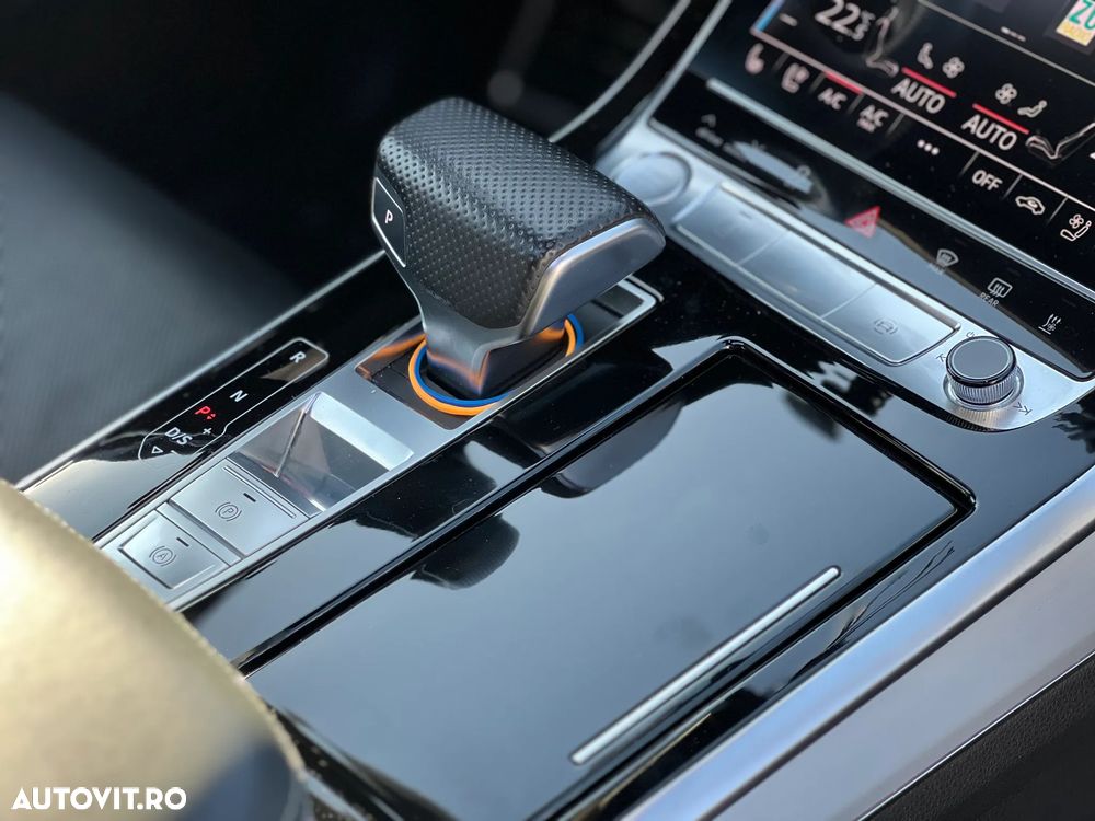 Audi Q8 3.0 50 TDI quattro Tiptronic MHEV - 13