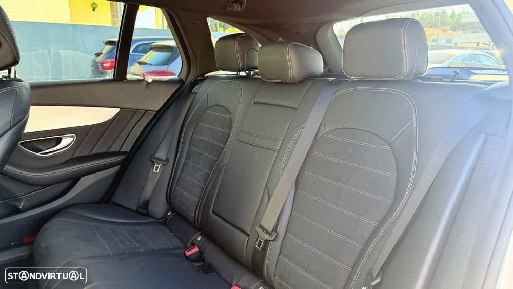 Mercedes-Benz C 300 d AMG Line - 11