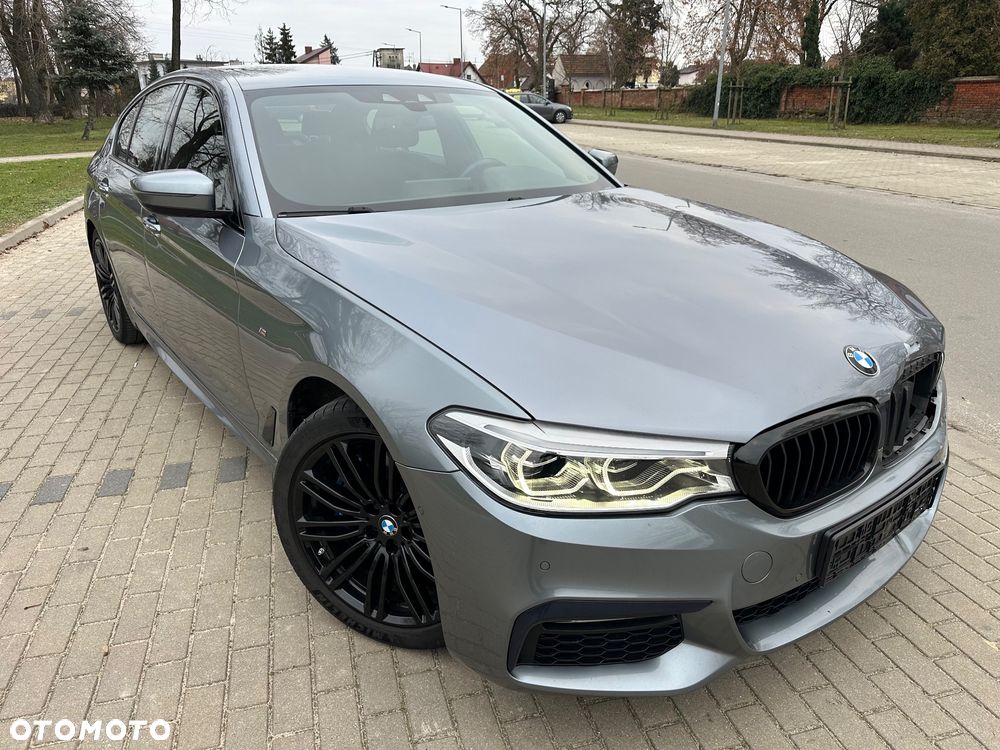BMW Seria 5 530d xDrive Sport Line - 2