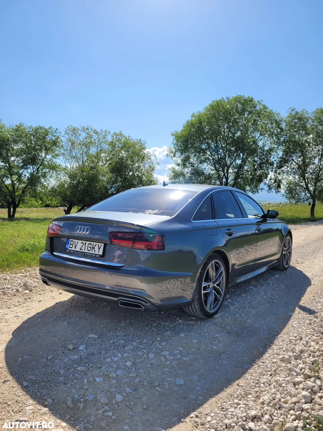 Audi A6 Avant 3.0 TDI quattro S tronic - 15