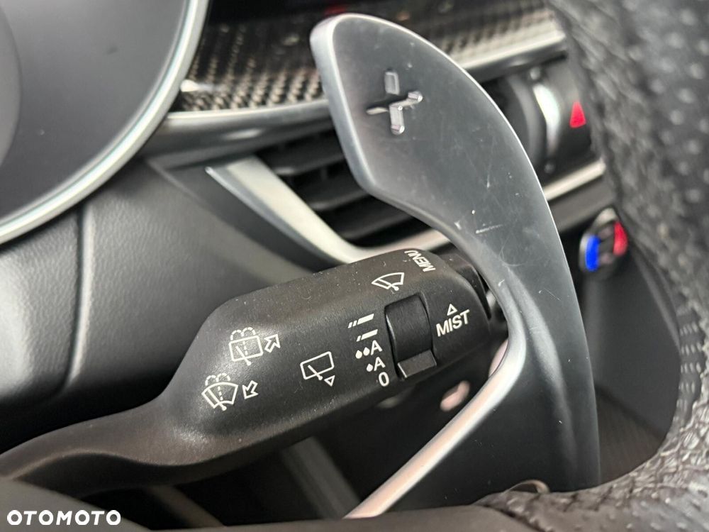 Alfa Romeo Stelvio 2.0 Turbo Veloce TI Q4 - 17