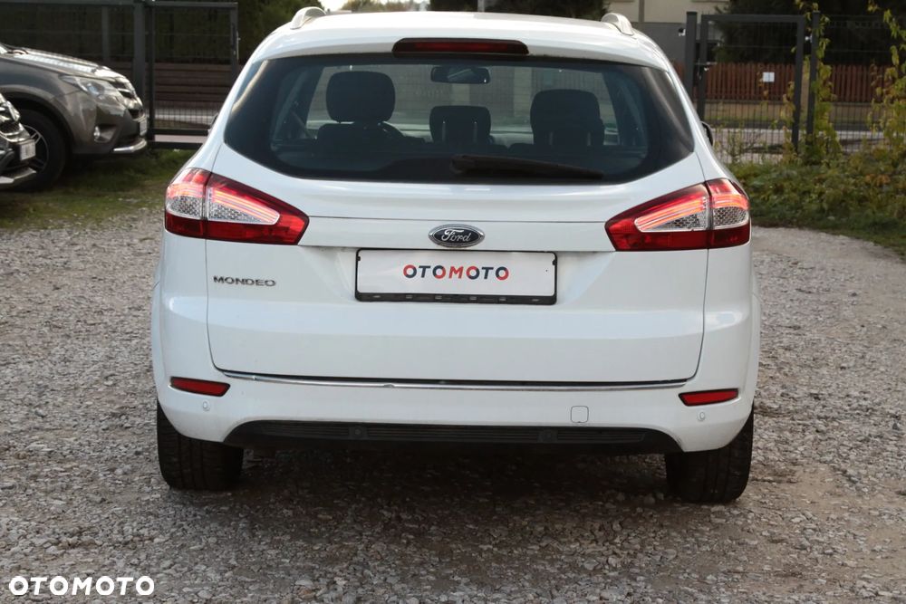 Ford Mondeo Turnier 2.0 TDCi Champions Edition - 10