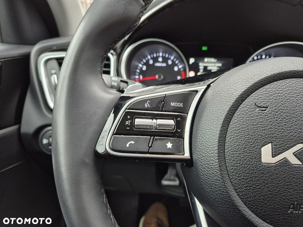 Kia Ceed 1.5 T-GDI Tribute DCT - 14