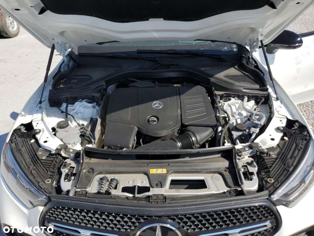 Mercedes-Benz GLC - 12
