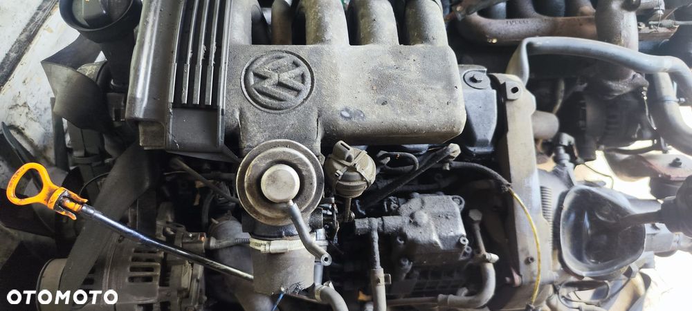 Silnik VW LT 2.5 TDI AVR  kompletny z osprzętem - 1