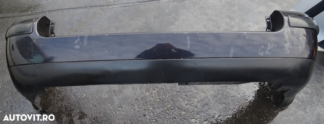 Bara spate Volkswagen Passat din 2002 combi break - 1