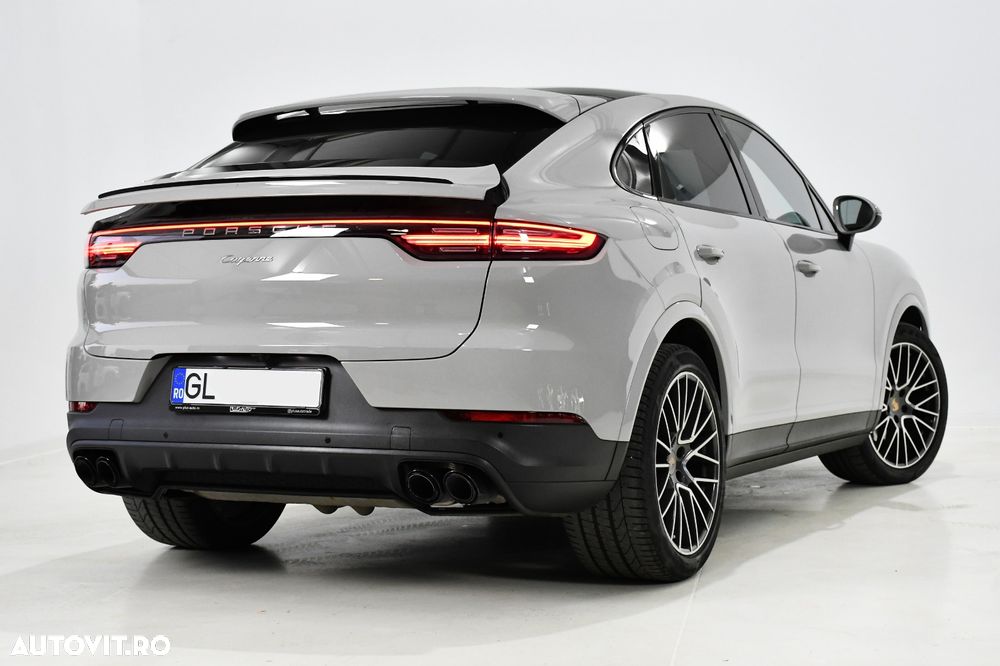 Porsche Cayenne Coupe Standard - 4