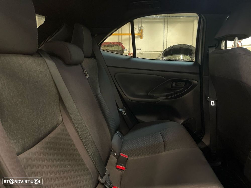 Toyota Yaris Cross 1.5 HDF Square Collection - 8