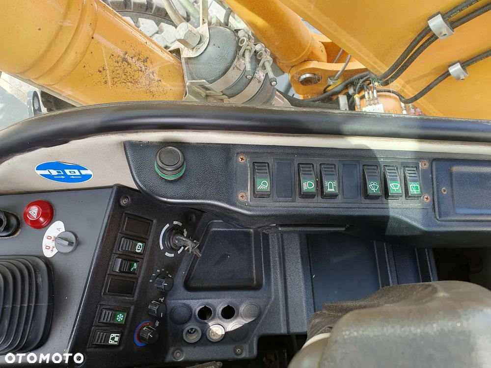 Liebherr A316 - 9