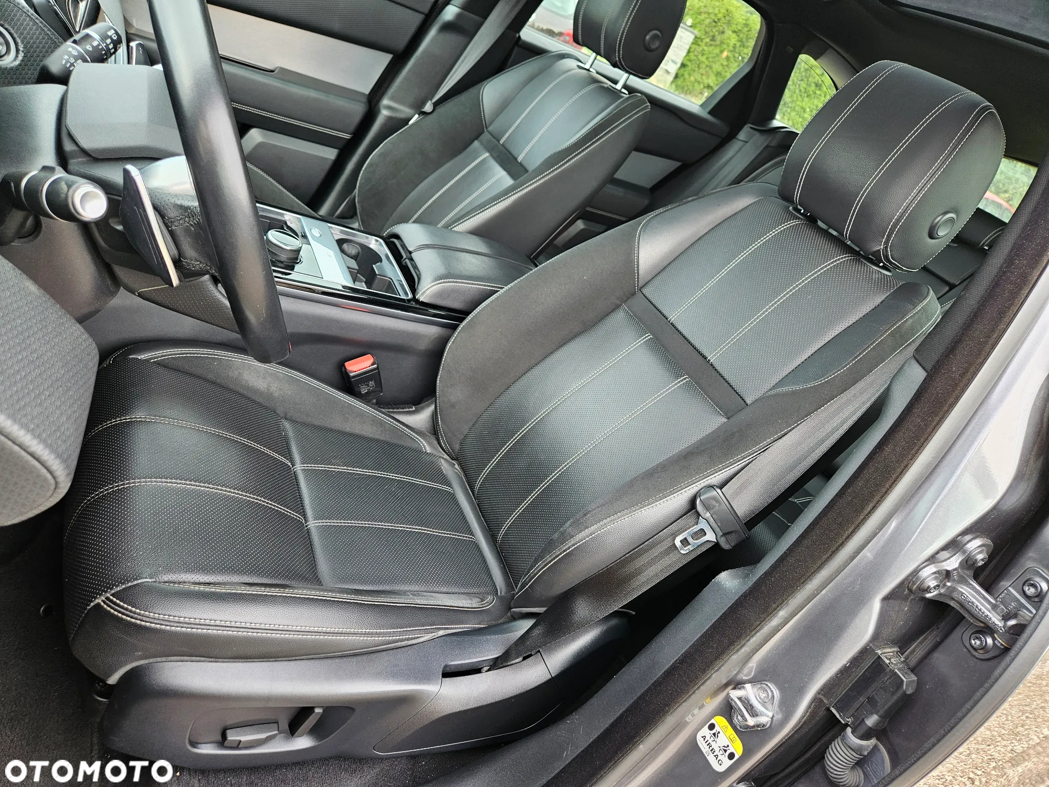 Land Rover Range Rover Velar 2.0d R-Dynamic S - 21
