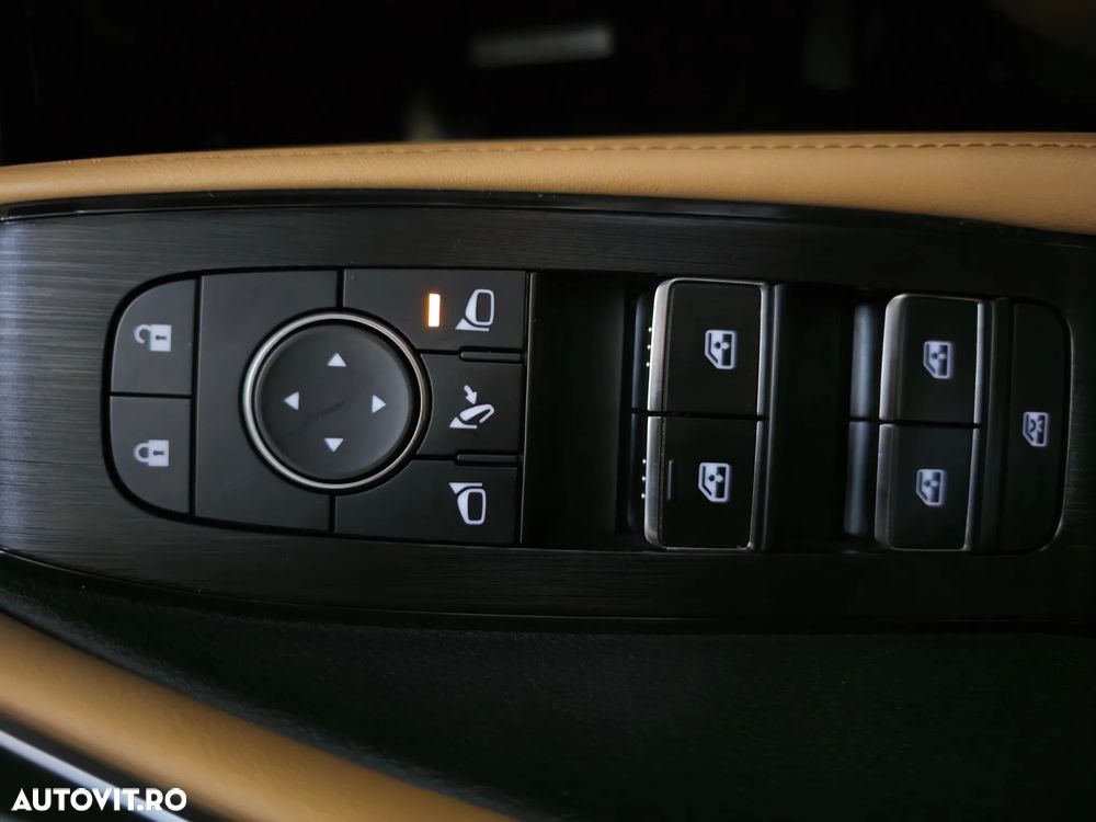 Nissan X-Trail e4ORCE 7 locuri Tekna - 21