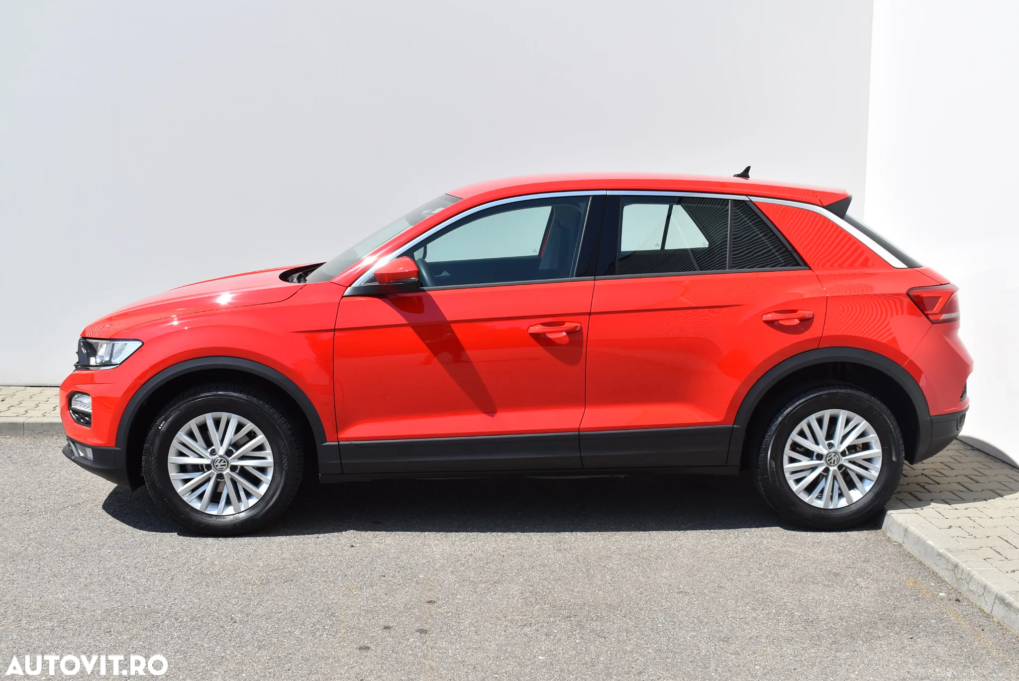 Volkswagen T-ROC 1.6 TDI Base - 8