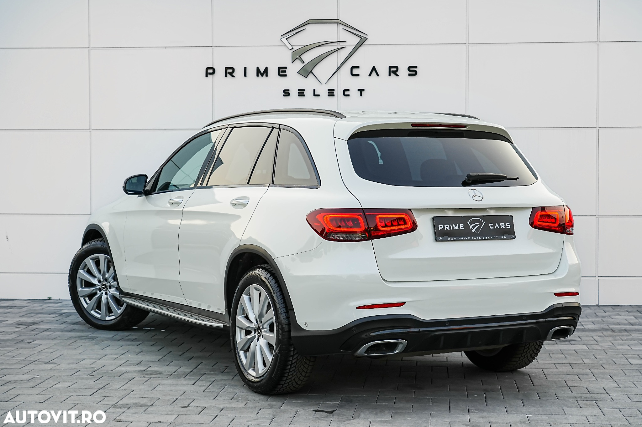 Mercedes-Benz GLC 300 4Matic 9G-TRONIC AMG Line - 7