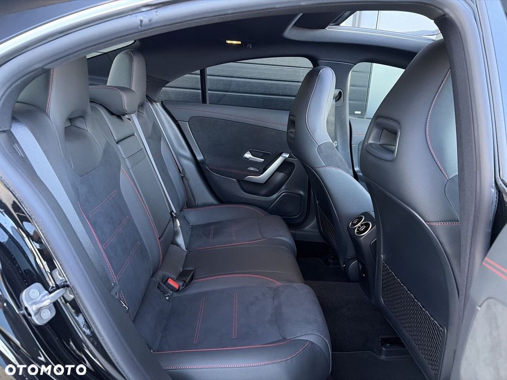 Mercedes-Benz CLA - 15