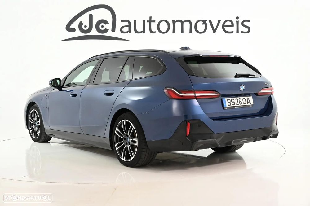 BMW 530 e Pack Desportivo M - 3
