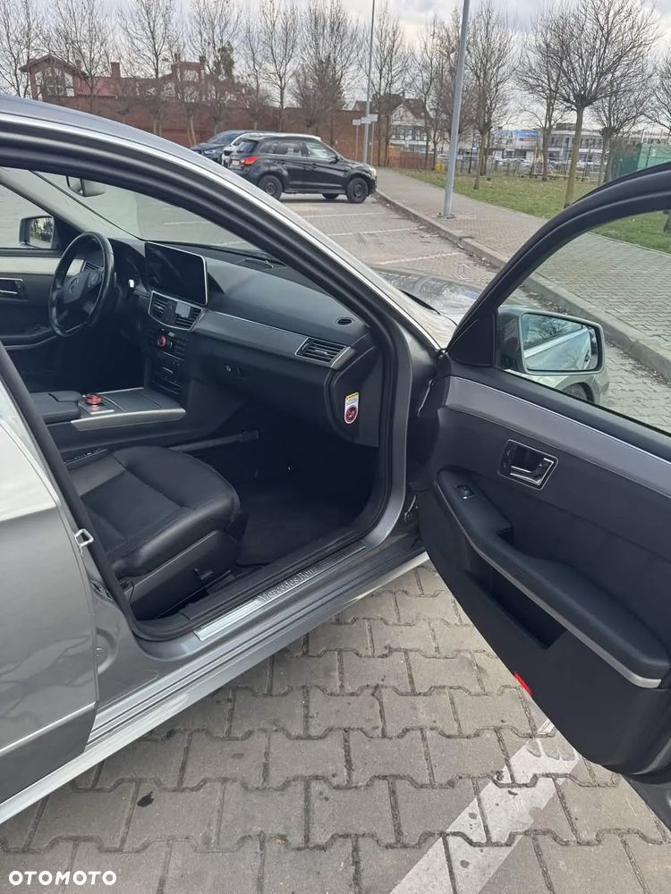 Mercedes-Benz Klasa E 350 CGI BlueEffICIENCY Avantgarde - 13