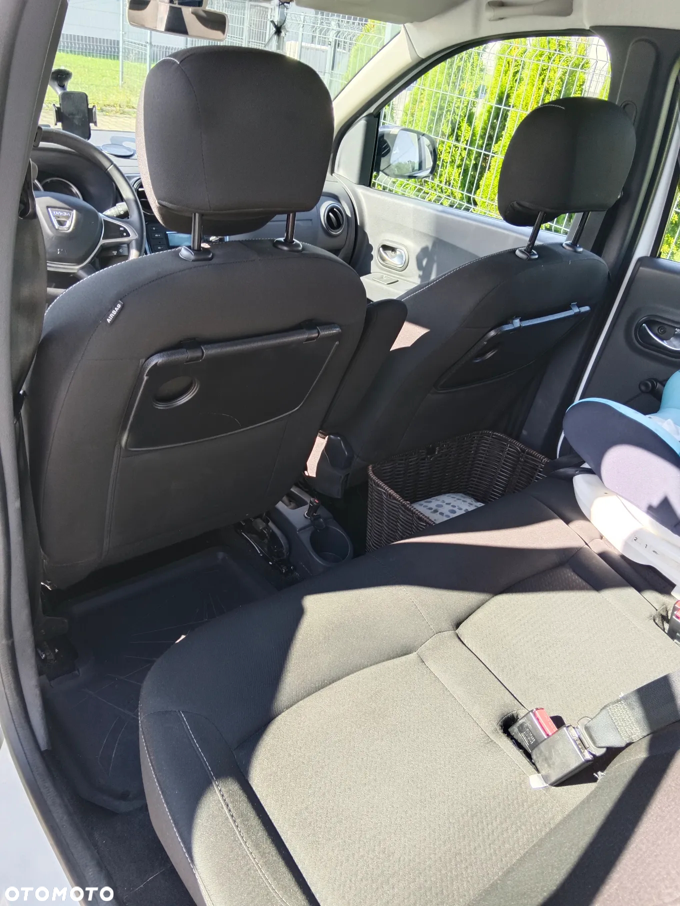 Dacia Lodgy 1.3 TCe Laureate S&S - 9