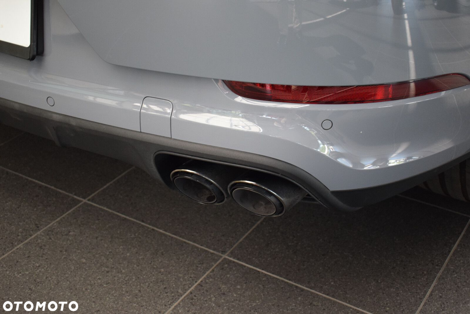 Porsche Cayenne - 25